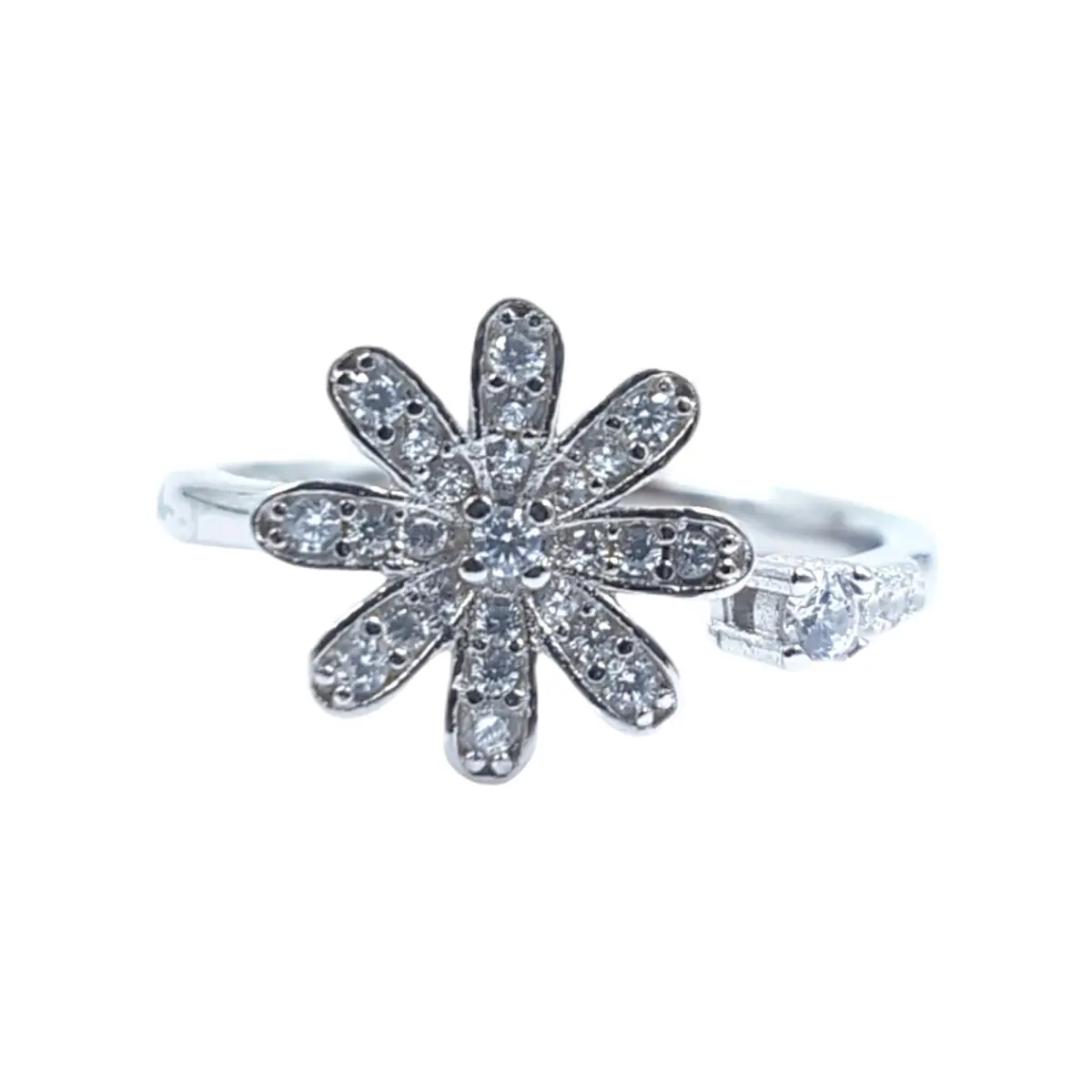 925 Sterling Silver Ring in Fancy Flower Design